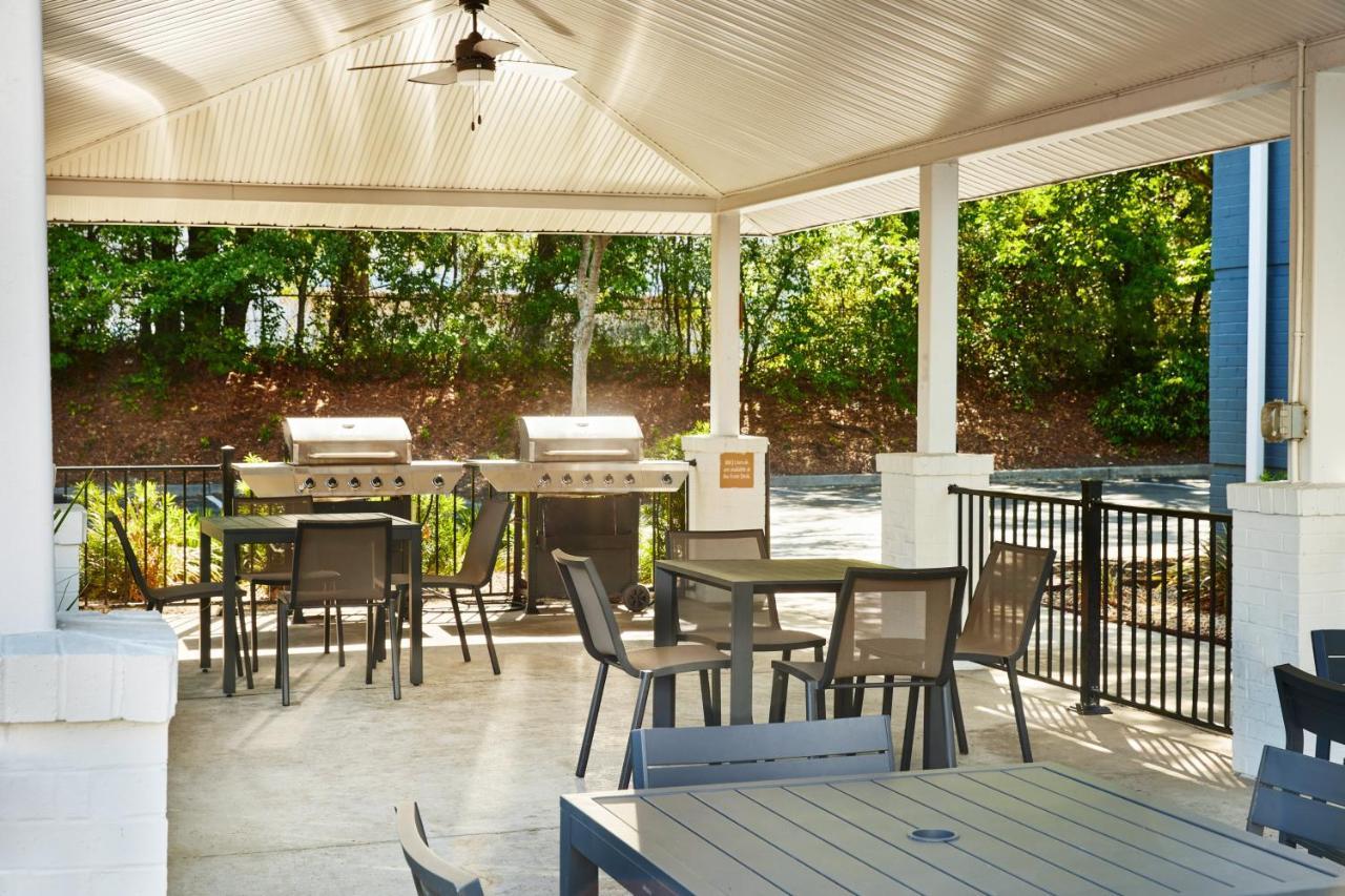 Candlewood Suites Charleston-Northwoods By Ihg North Charleston Exterior foto